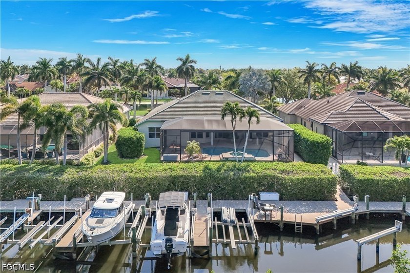 Located in the exclusive gated boating community of Catalpa Cove - photo 4