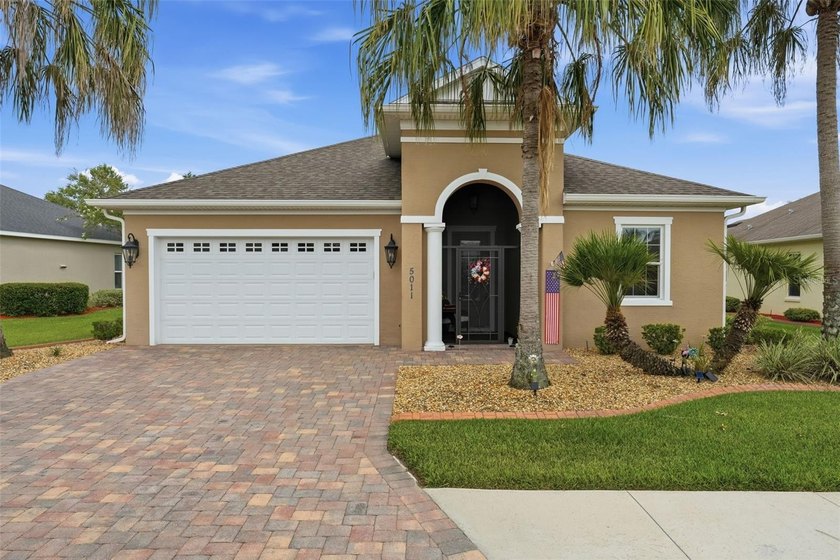 Virtually Staged. WELCOME HOME to this BEAUTIFULLY maintained - photo 5