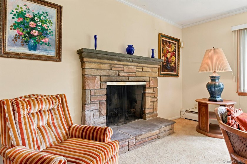 133 Westlake Drive features 4 bedrooms, 2.5 baths, spacious - photo 12