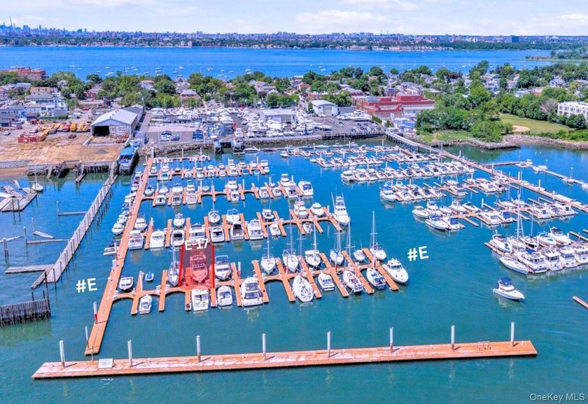 Welcome to an exceptional opportunity to own a premier boat slip - photo 2