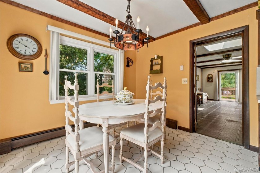 133 Westlake Drive features 4 bedrooms, 2.5 baths, spacious - photo 15