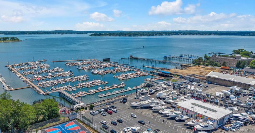 Welcome to an exceptional opportunity to own a premier boat slip - photo 8