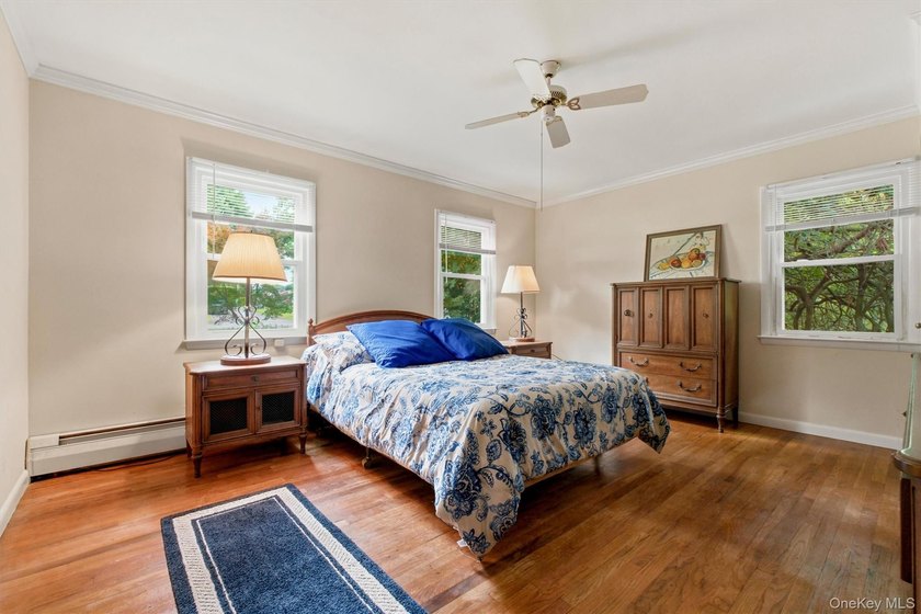 133 Westlake Drive features 4 bedrooms, 2.5 baths, spacious - photo 23