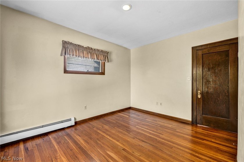 Welcome to 17435 Lake Avenue, a beautifully maintained century - photo 25