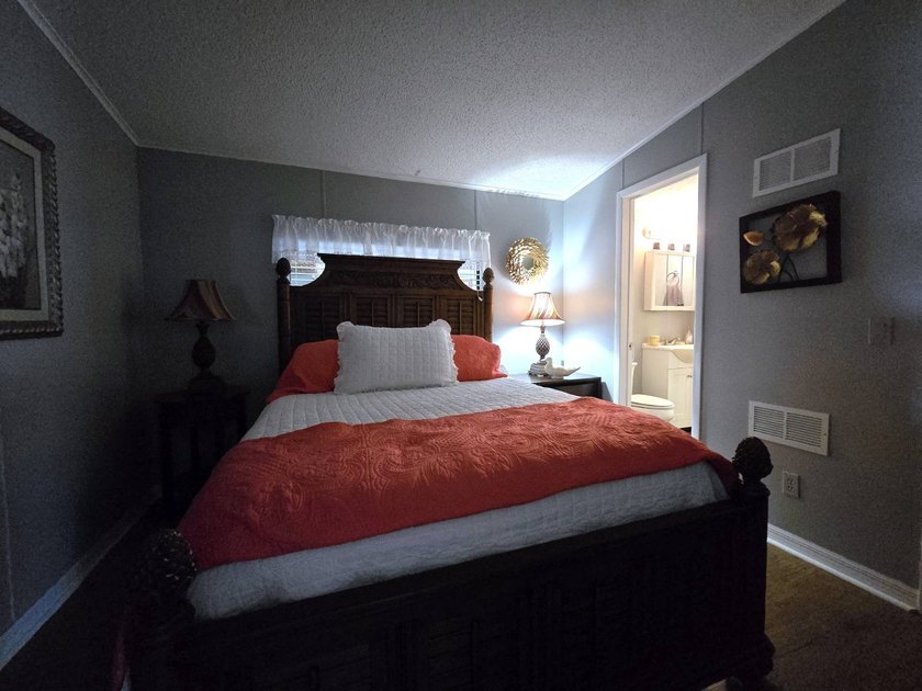 Offering over 1,450 square feet of bright, open living space - photo 25
