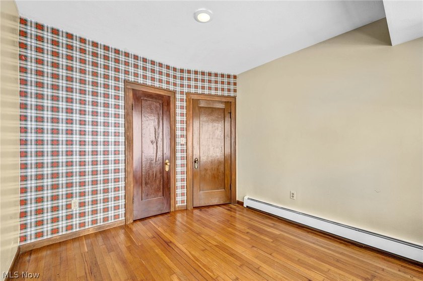 Welcome to 17435 Lake Avenue, a beautifully maintained century - photo 28