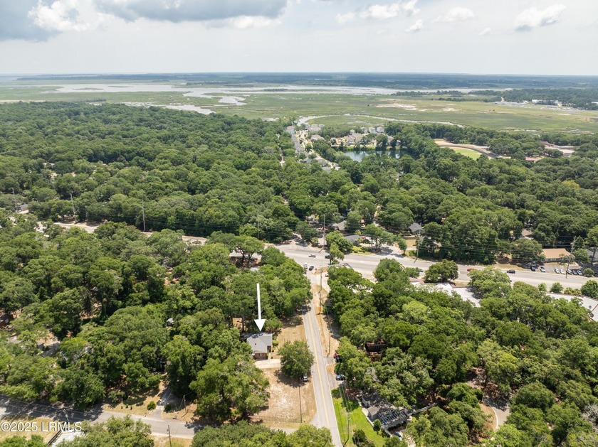 Welcome home to this turnkey 3-bedroom, 2-bath home, 2 miles - photo 32