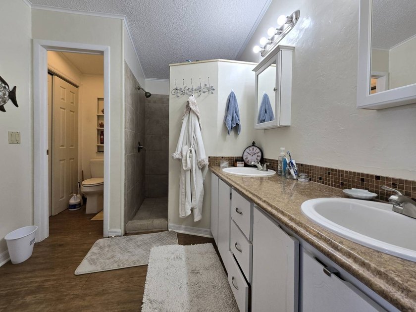 Offering over 1,450 square feet of bright, open living space - photo 33