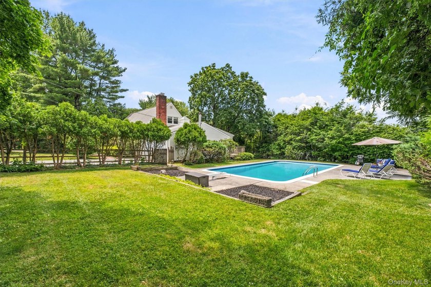 133 Westlake Drive features 4 bedrooms, 2.5 baths, spacious - photo 37