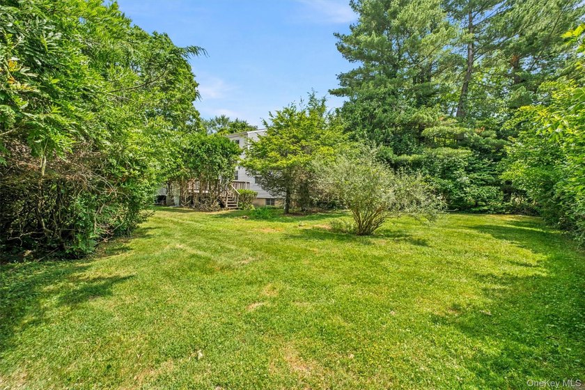 133 Westlake Drive features 4 bedrooms, 2.5 baths, spacious - photo 40