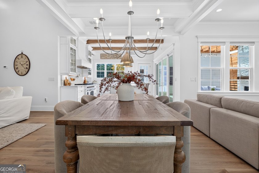 EXPERIENCE EXCEPTIONAL CRAFTSMANSHIP AND LUXURY IN THIS STUNNING - photo 23