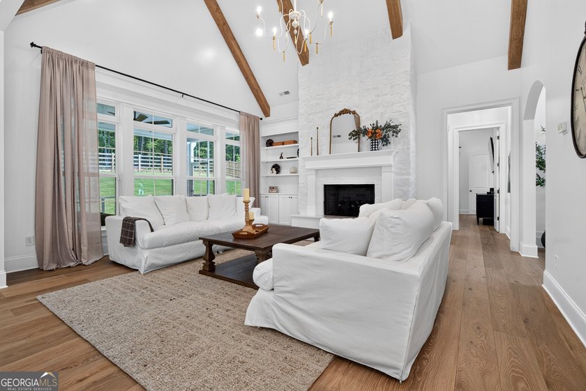 EXPERIENCE EXCEPTIONAL CRAFTSMANSHIP AND LUXURY IN THIS STUNNING - photo 28