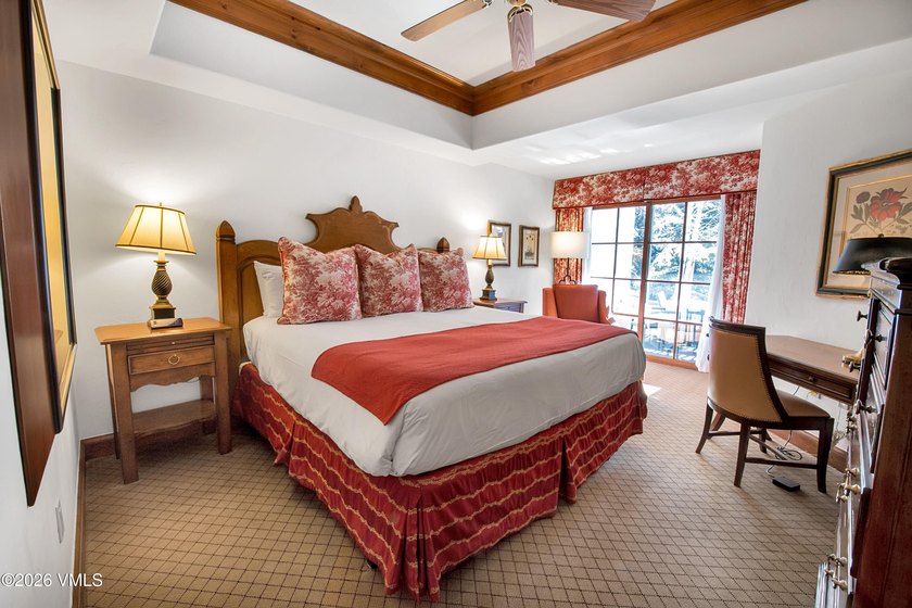 Beautiful recently remodeled condo. Enjoy one of the best - photo 8