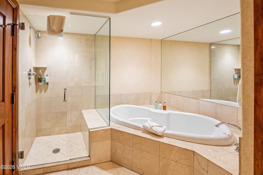 Beautiful recently remodeled condo. Enjoy one of the best - photo 9