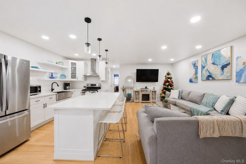 Welcome to 1181 East 84th Street, a beautifully maintained - photo 2