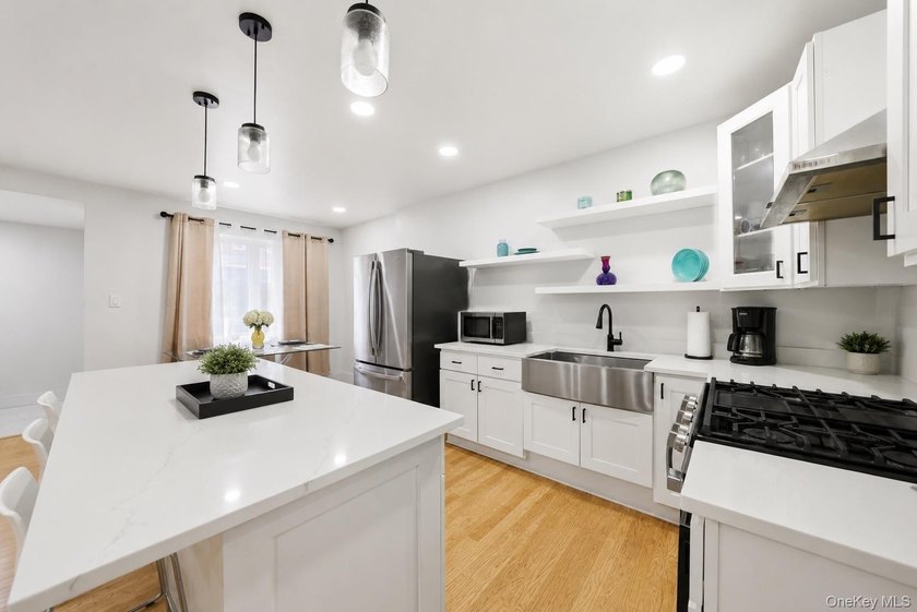 Welcome to 1181 East 84th Street, a beautifully maintained - photo 4