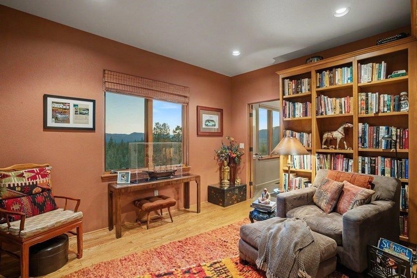 A Lifestyle Like No Other! Timeless mountain living awaits at - photo 12