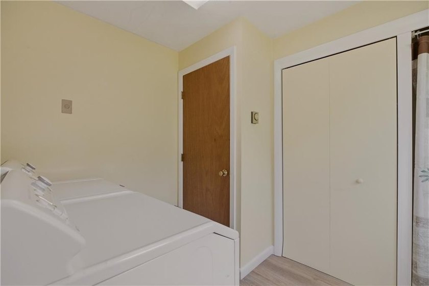 New to the Market and Ready For Occupancy! In the Heart of - photo 9