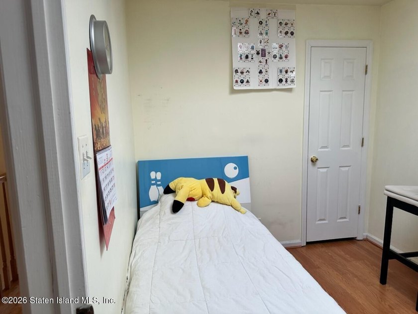 Desirable Willowbrook, large townhouse, 3 bedrooms, 4 baths. MBR - photo 21