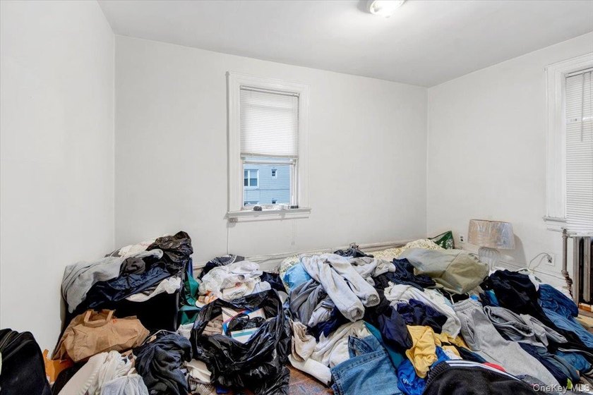 Fully detached single-family home PLUS an extra vacant lot! This - photo 27