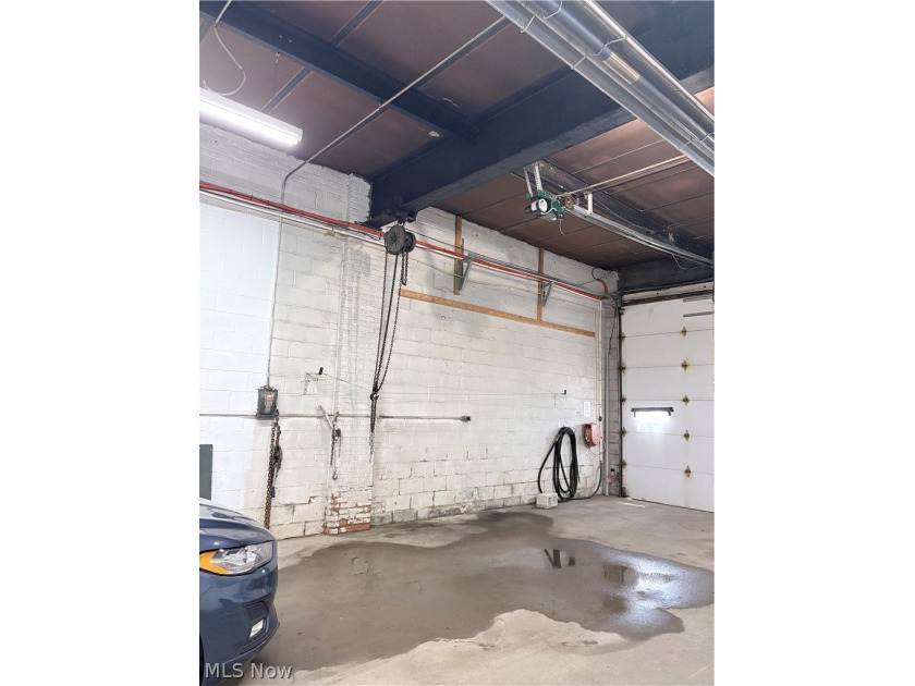 Exceptional commercial opportunity in a convenient St. Clair - photo 6