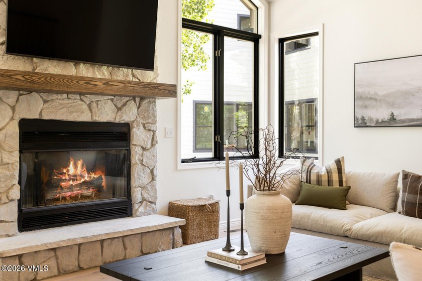Rare, remodeled and turn-key single family home in Eaglevail - photo 6
