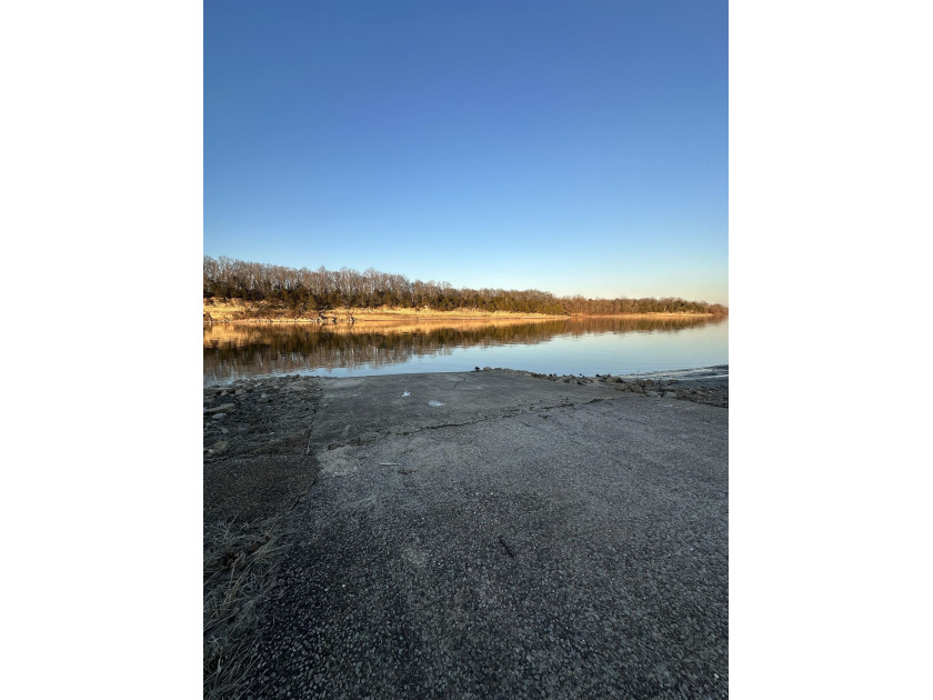 Great opportunity to own two river lots totaling 0.60 acres in - photo 9