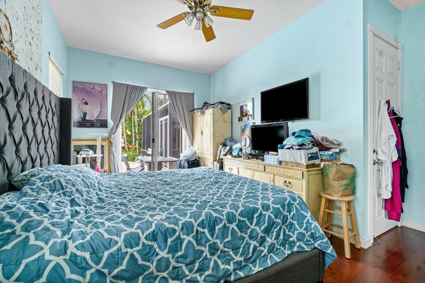 ONE OF A KIND LOT AND LAYOUT IN RIVERWALK! BRAND NEW ROOF - - photo 26