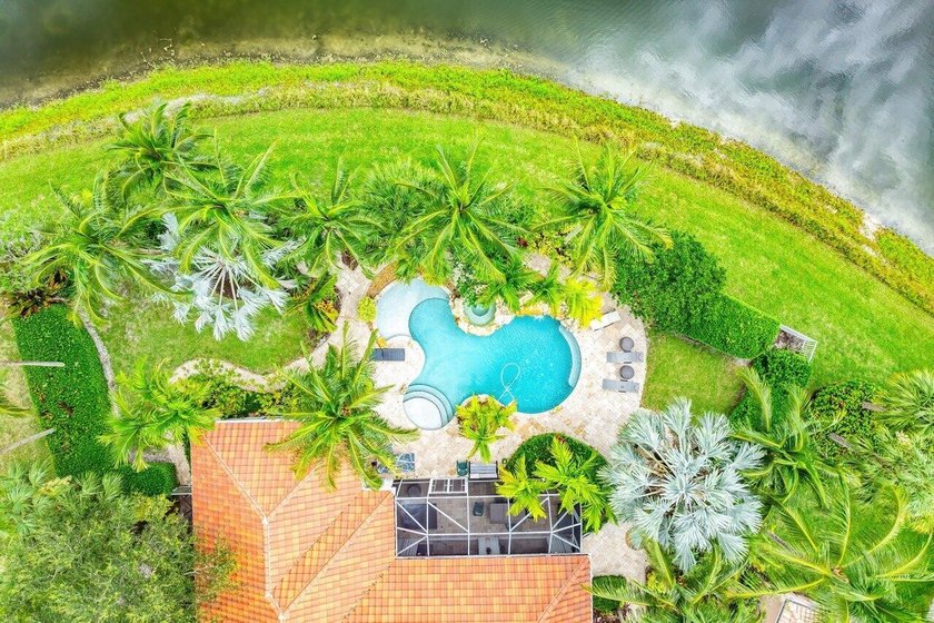 ONE OF A KIND LOT AND LAYOUT IN RIVERWALK! BRAND NEW ROOF - - photo 41