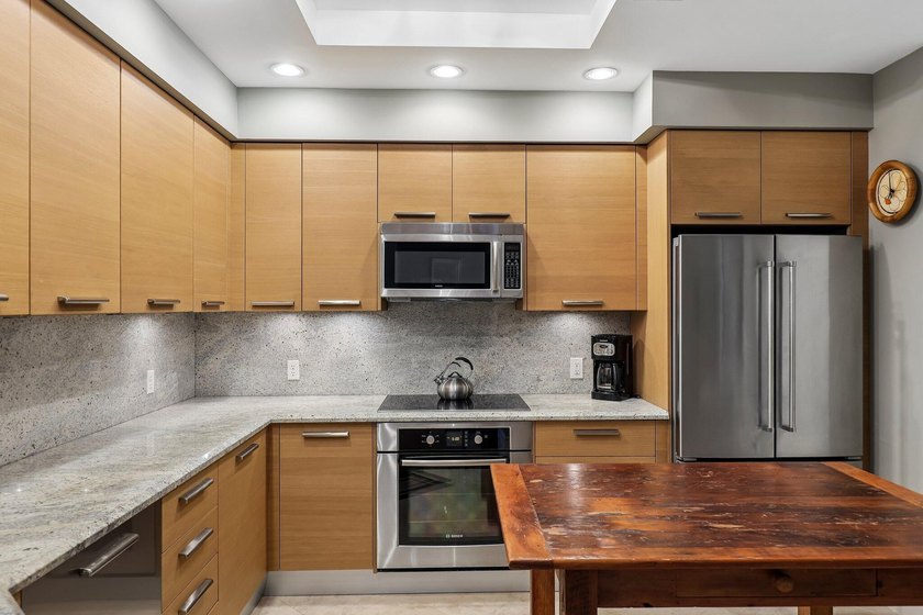 Beautifully furnished 2-bedroom, 2-bath oceanfront residence at - photo 13
