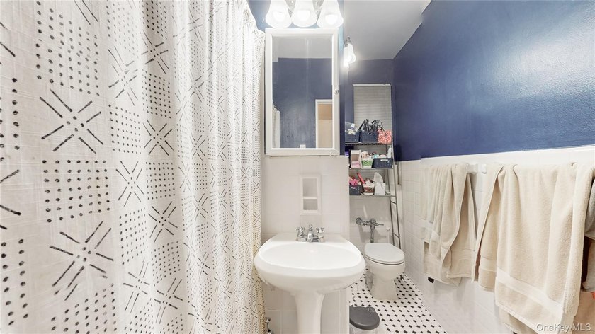 Welcome home to this charming Jr 4, 2-bedroom residence offering - photo 15