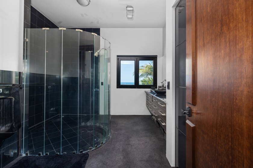 A rare opportunity on prestigious Hillsboro Mile, an - photo 16