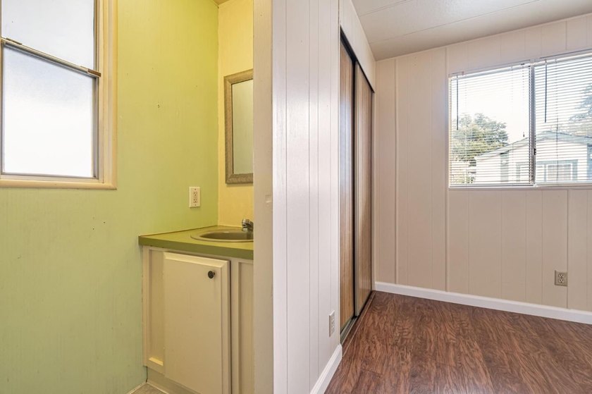 This well-maintained home presents a fantastic opportunity to - photo 21
