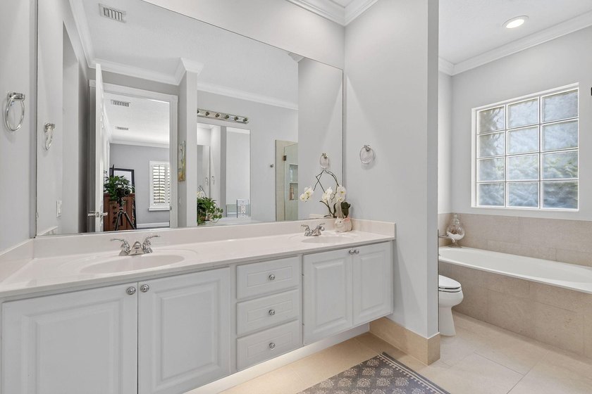 Welcome to this Divosta built 5-bedroom, 3.5-bath residence in - photo 40