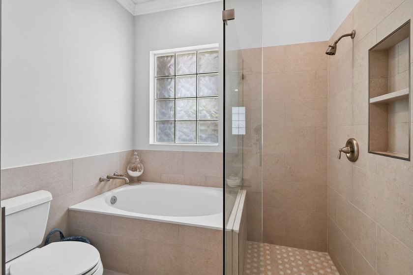 Welcome to this Divosta built 5-bedroom, 3.5-bath residence in - photo 43