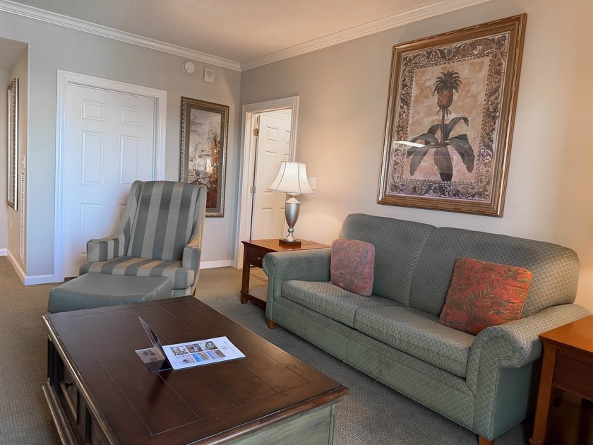 The ultimate in flexibility! This spacious three-bedroom - photo 5