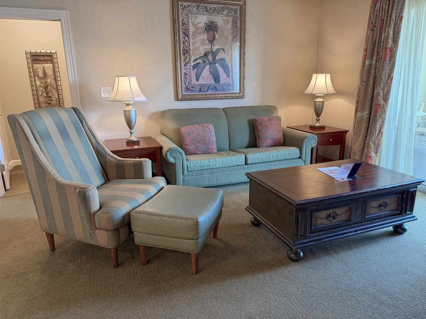The ultimate in flexibility! This spacious three-bedroom - photo 6