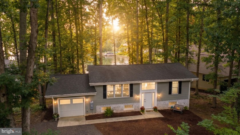 OPEN HOUSE Tomorrow! Sunday, July 12 from 12-3pm. Experience - photo 5