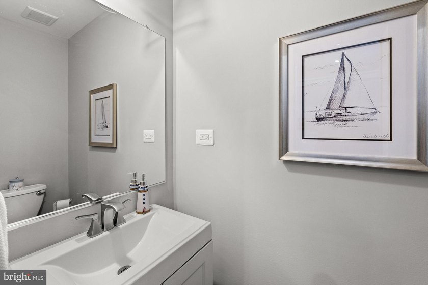 OPEN HOUSE Tomorrow! Sunday, July 12 from 12-3pm. Experience - photo 9