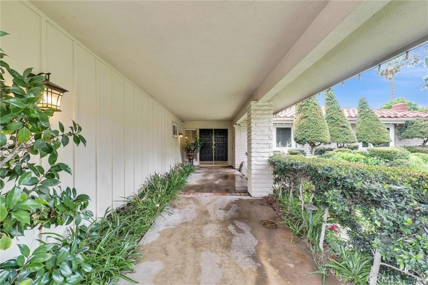 HURRY, DON'T MISS THIS EXCEPTIONAL VALUE! This spacious - photo 5