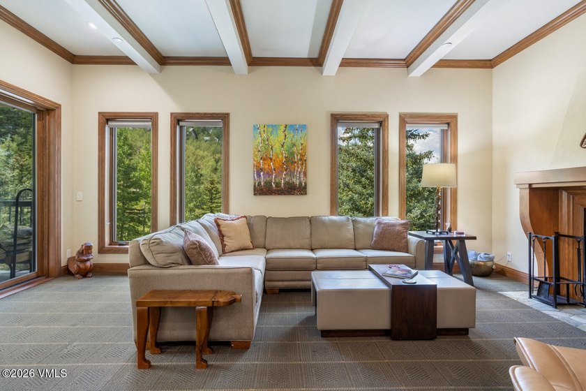 Rarely Available Penthouse at Creekside This penthouse offers - photo 3