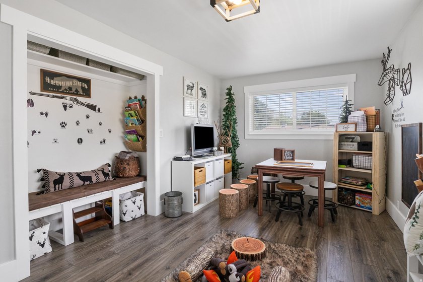 Includes parcels  &amp; . Pride of ownership manifests throughout - photo 21