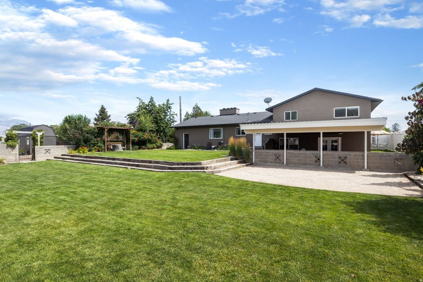 Includes parcels  &amp; . Pride of ownership manifests throughout - photo 36