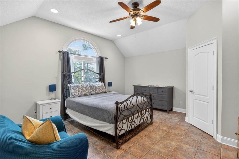 Classic coastal charm meets an unbeatable location in this - photo 21