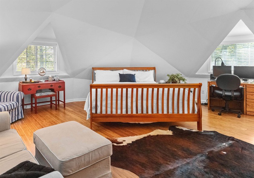 welcome to 1251 white oak dr, one of the most unique lakefront - photo 23