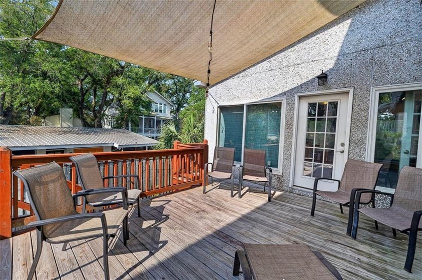 Classic coastal charm meets an unbeatable location in this - photo 33