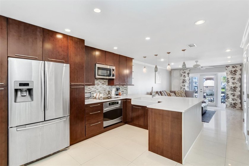 Beautifully updated and offered fully furnished, this - photo 5