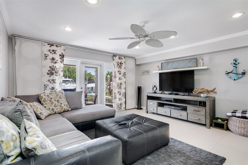 Beautifully updated and offered fully furnished, this - photo 8