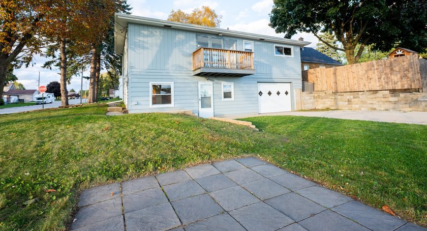 Just Listed in South Milwaukee! Fall in love with this - photo 13