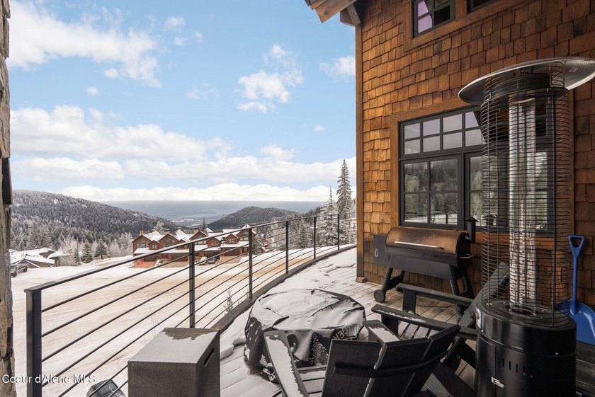 This premier, true ski-in/ski-out residence in the heart of the - photo 25